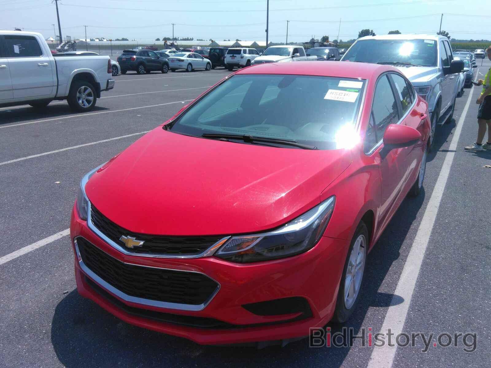 Photo 1G1BE5SM3H7263246 - Chevrolet Cruze 2017