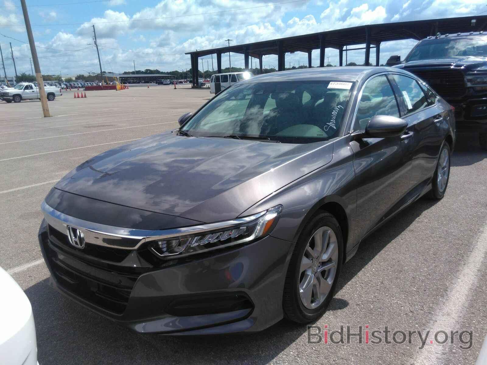 Photo 1HGCV1F1XJA196479 - Honda Accord Sedan 2018