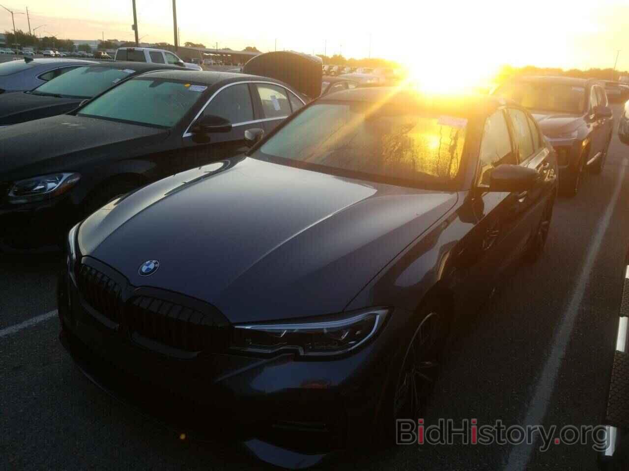 Photo 3MW5R1J00L8B32456 - BMW 3 Series 2020