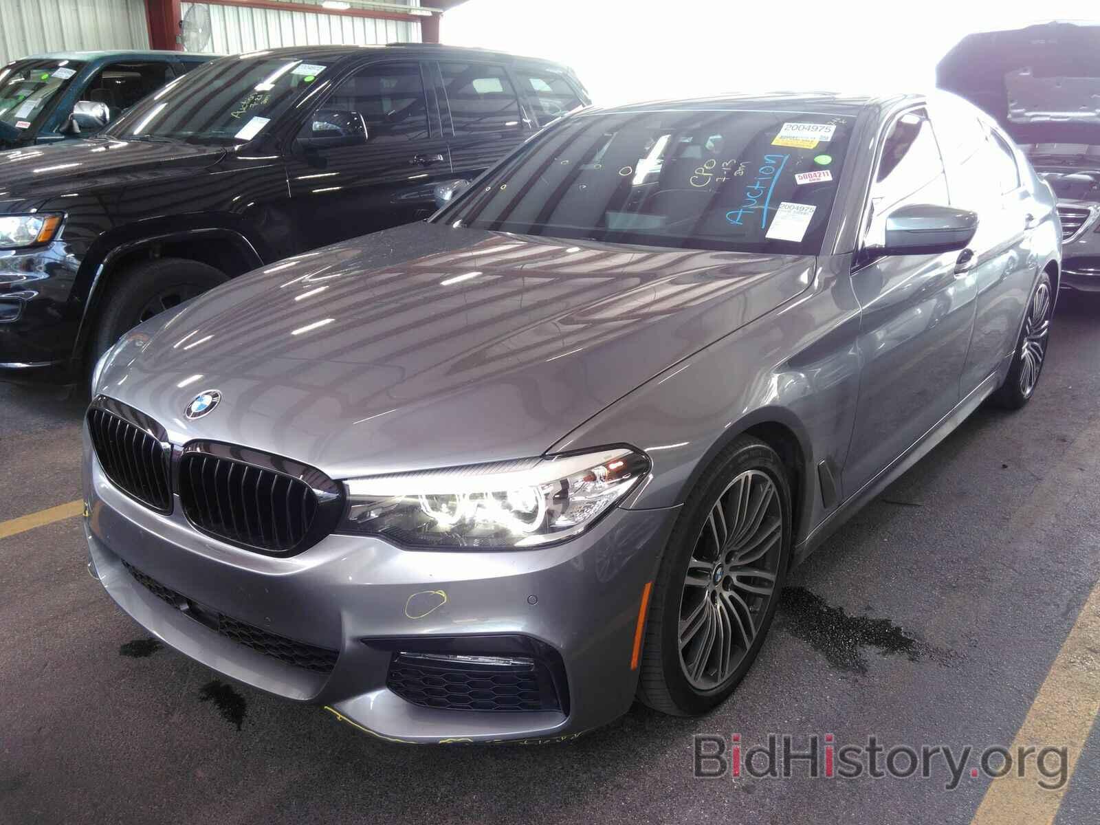 Photo WBAJA5C54JWA39176 - BMW 5 Series 2018