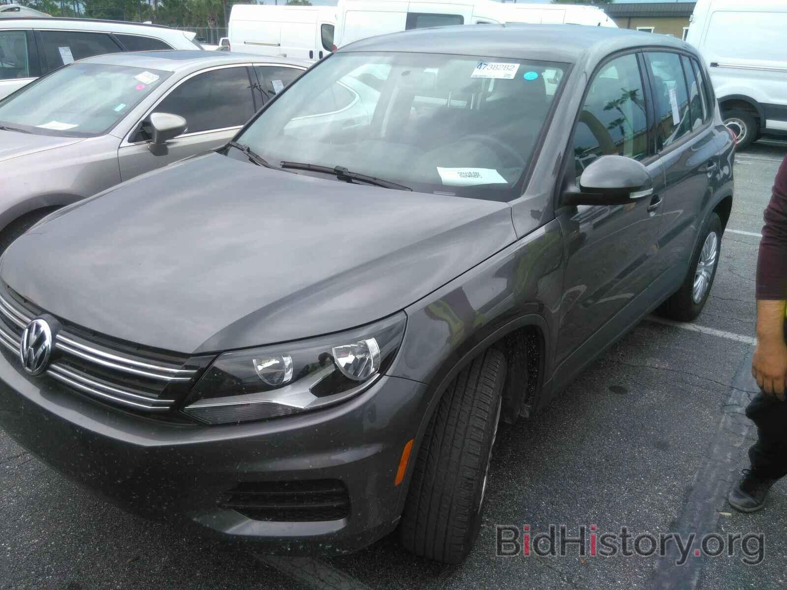 Photo WVGAV7AX9JK001613 - Volkswagen Tiguan Limited 2018