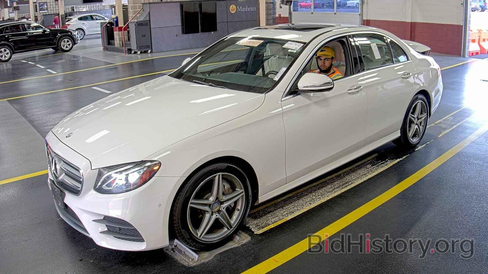 Photo WDDZF4KB0HA034186 - Mercedes-Benz E-Class 2017