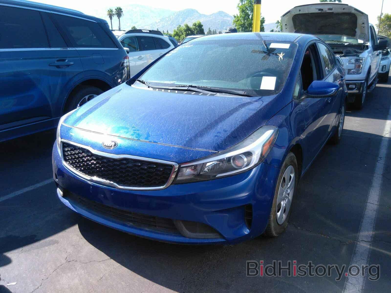 Photo 3KPFK4A77JE209428 - Kia Forte LX 2018