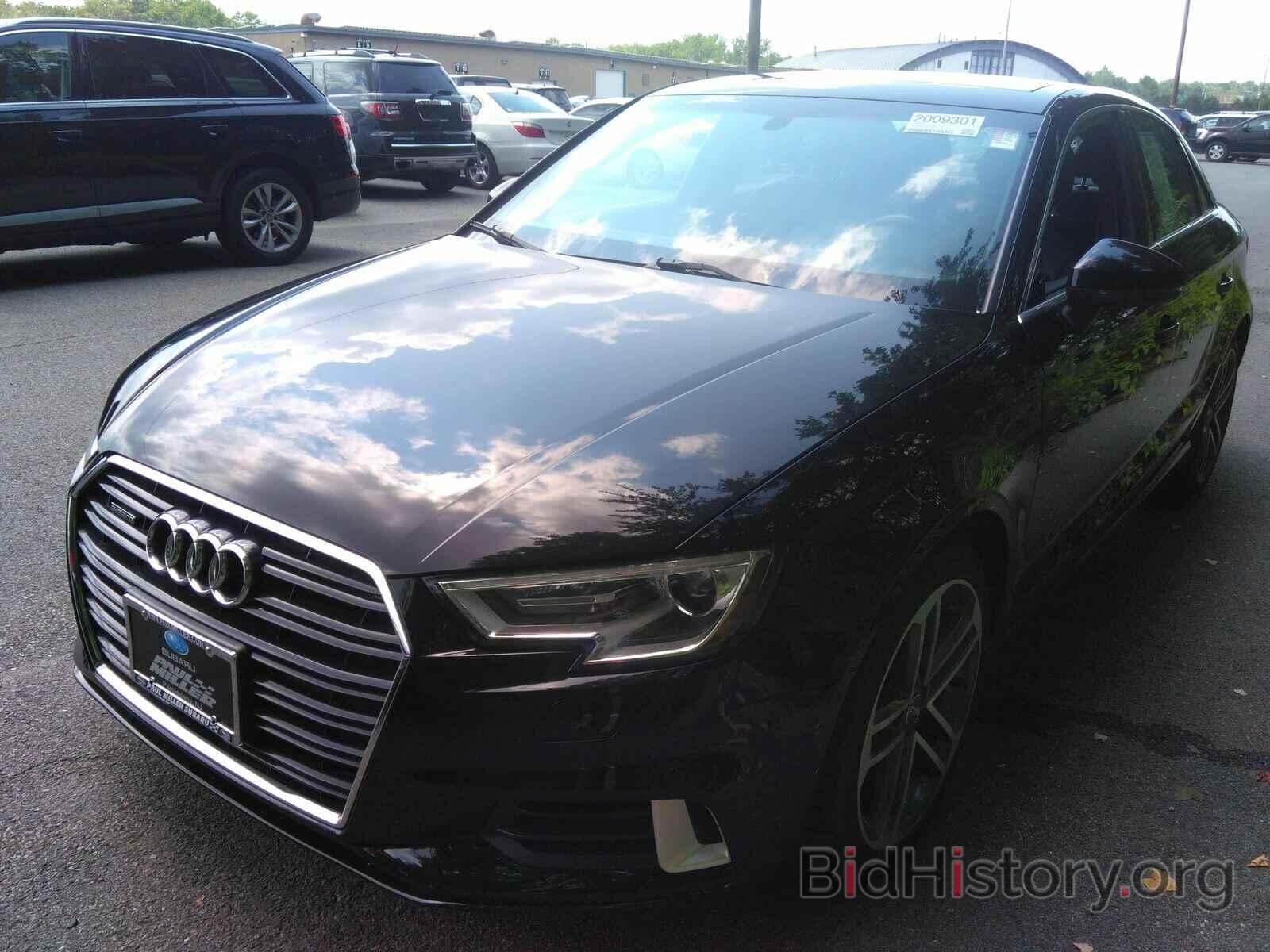 Photo WAUBEGFF1K1017513 - Audi A3 Sedan 2019