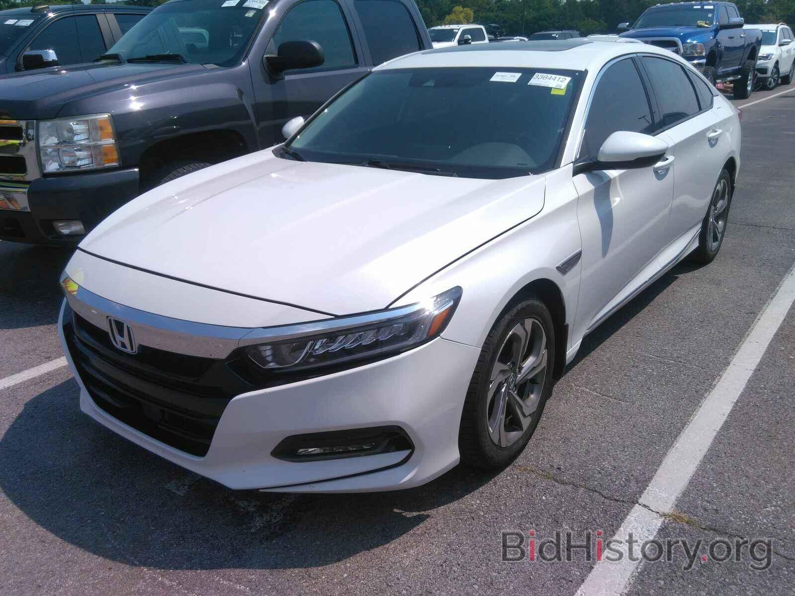 Photo 1HGCV1F57JA022386 - Honda Accord Sedan 2018