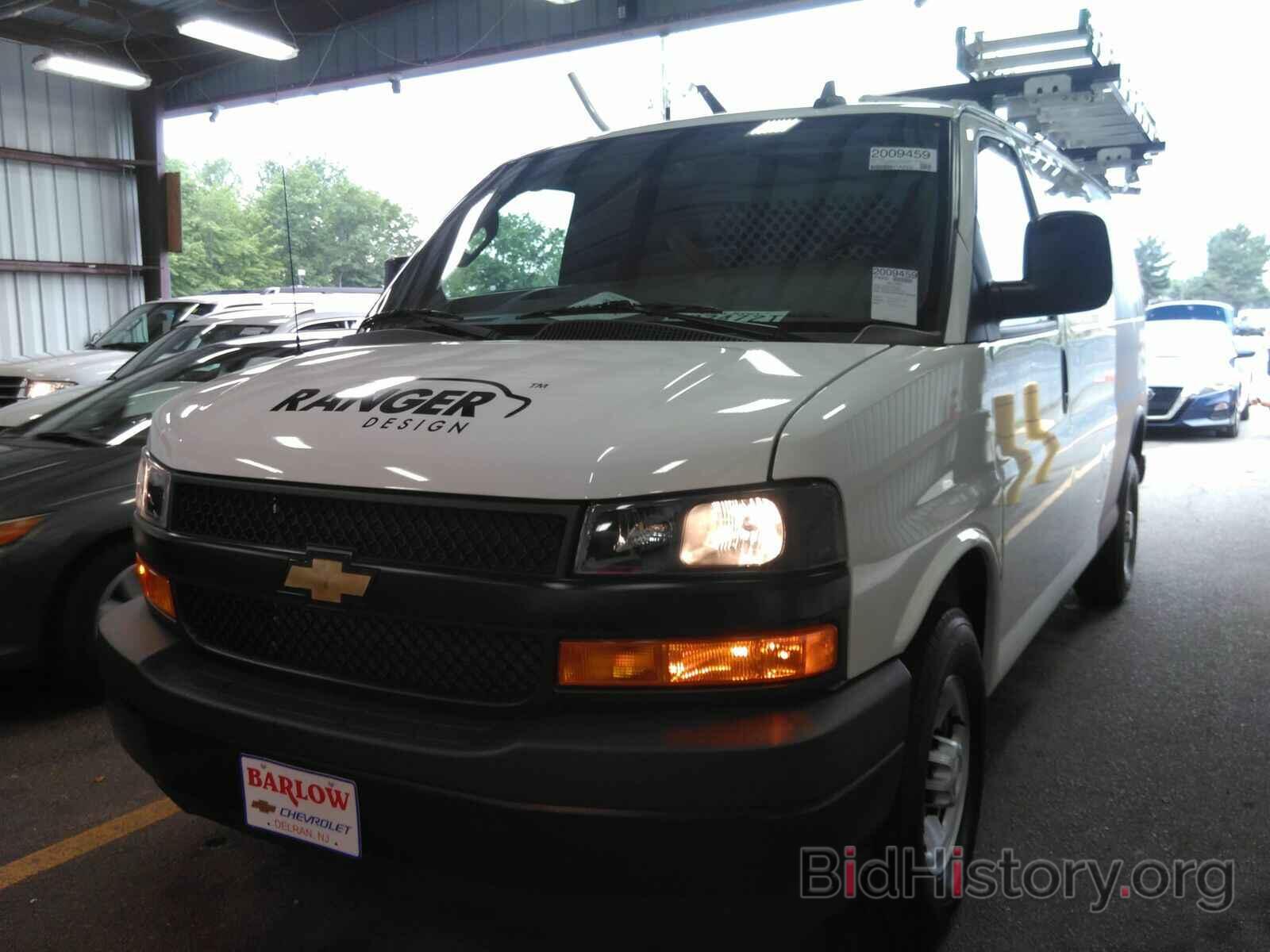 Photo 1GCWGAFPXM1196240 - Chevrolet Express Cargo Van 2021