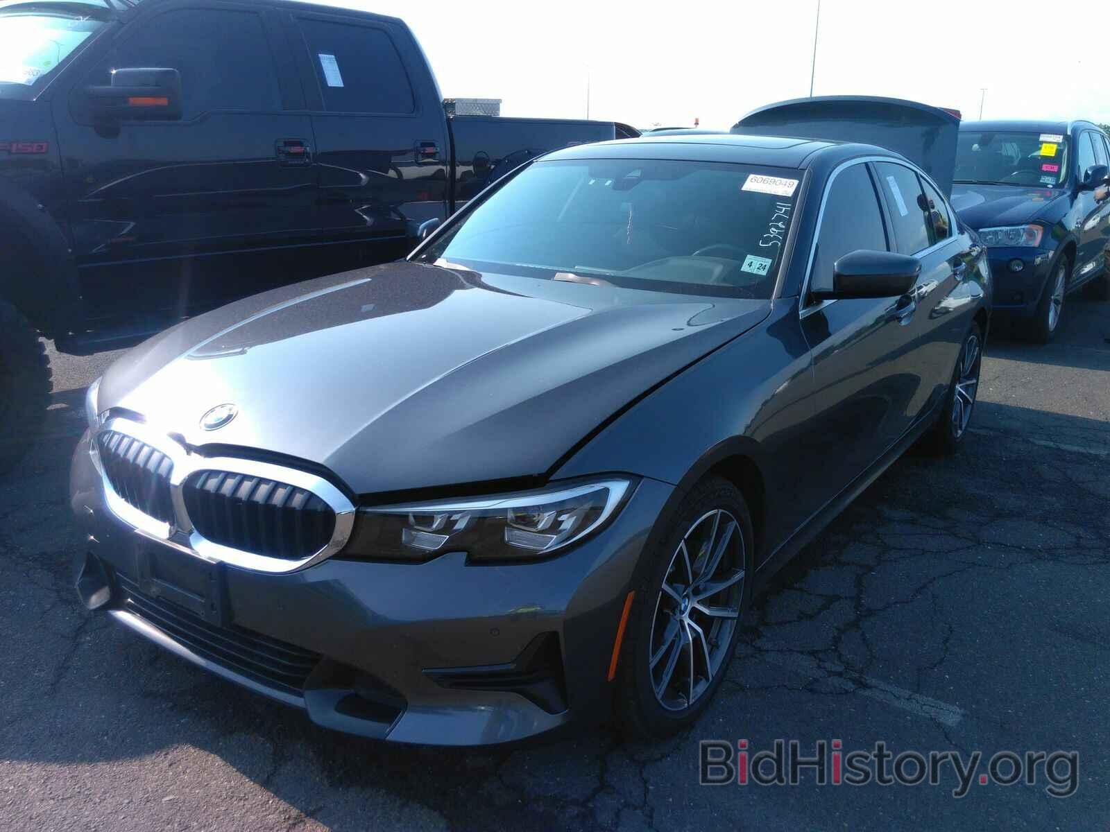 Photo WBA5R7C56KAJ82051 - BMW 3 Series 2019