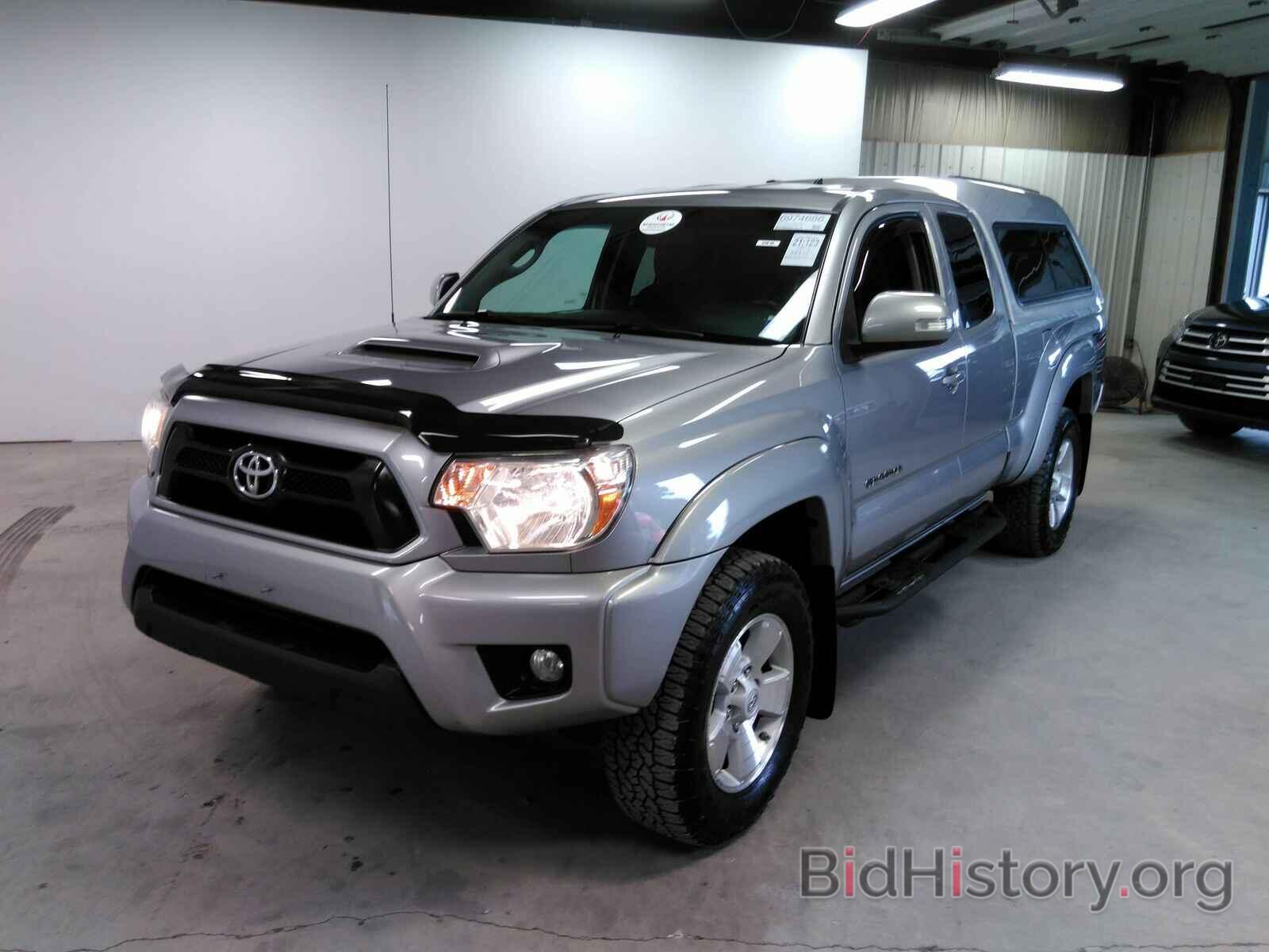 Photo 5TFUU4EN3FX132803 - Toyota Tacoma 4WD 2015