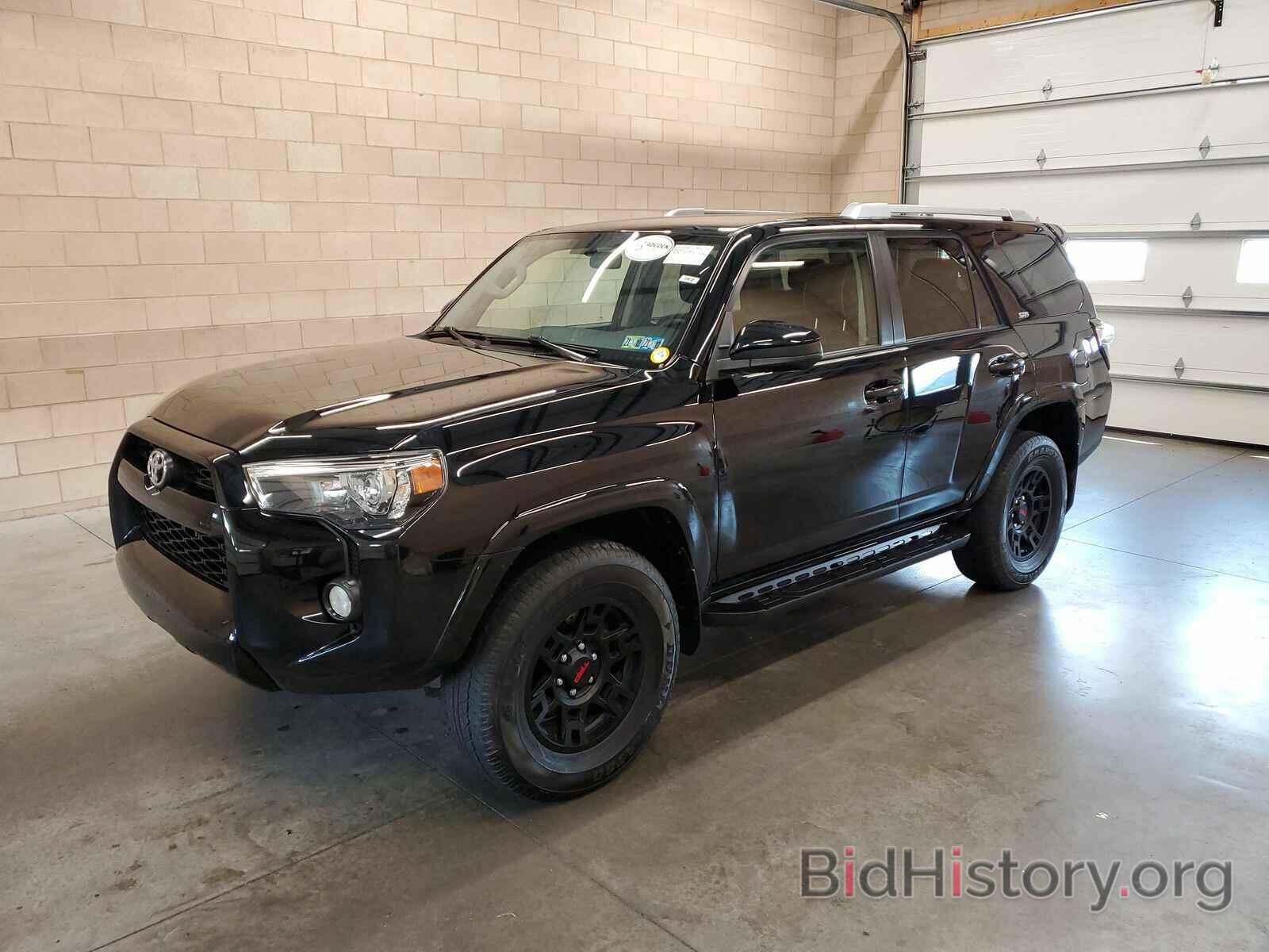 Photo JTEBU5JR9J5536906 - Toyota 4Runner SR5 2018