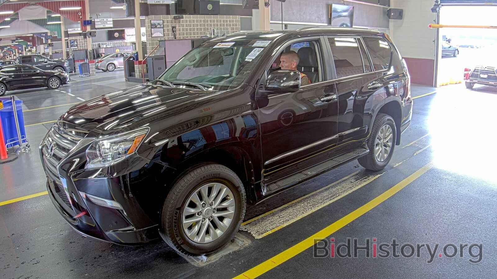 Photo JTJBM7FX0J5192399 - Lexus GX GX 2018