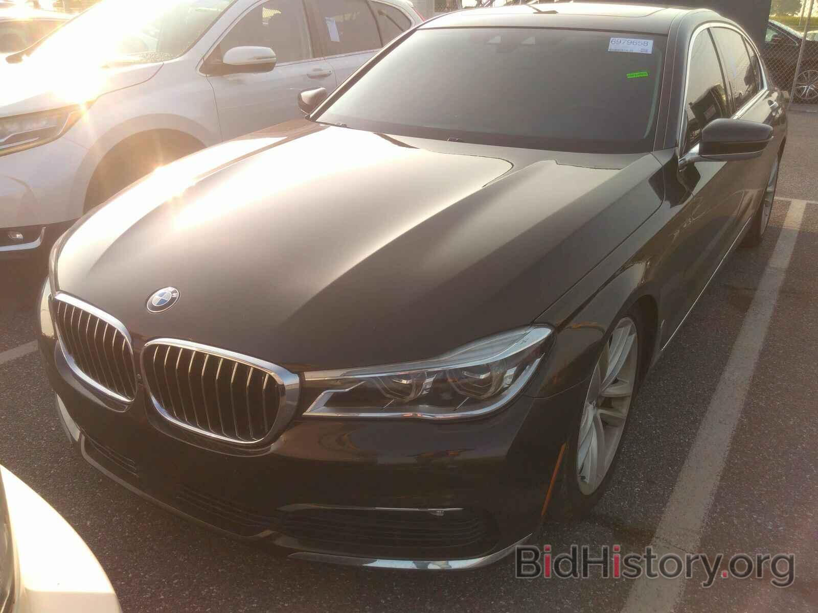 Photo WBA7F2C5XGG417219 - BMW 7 Series 2016