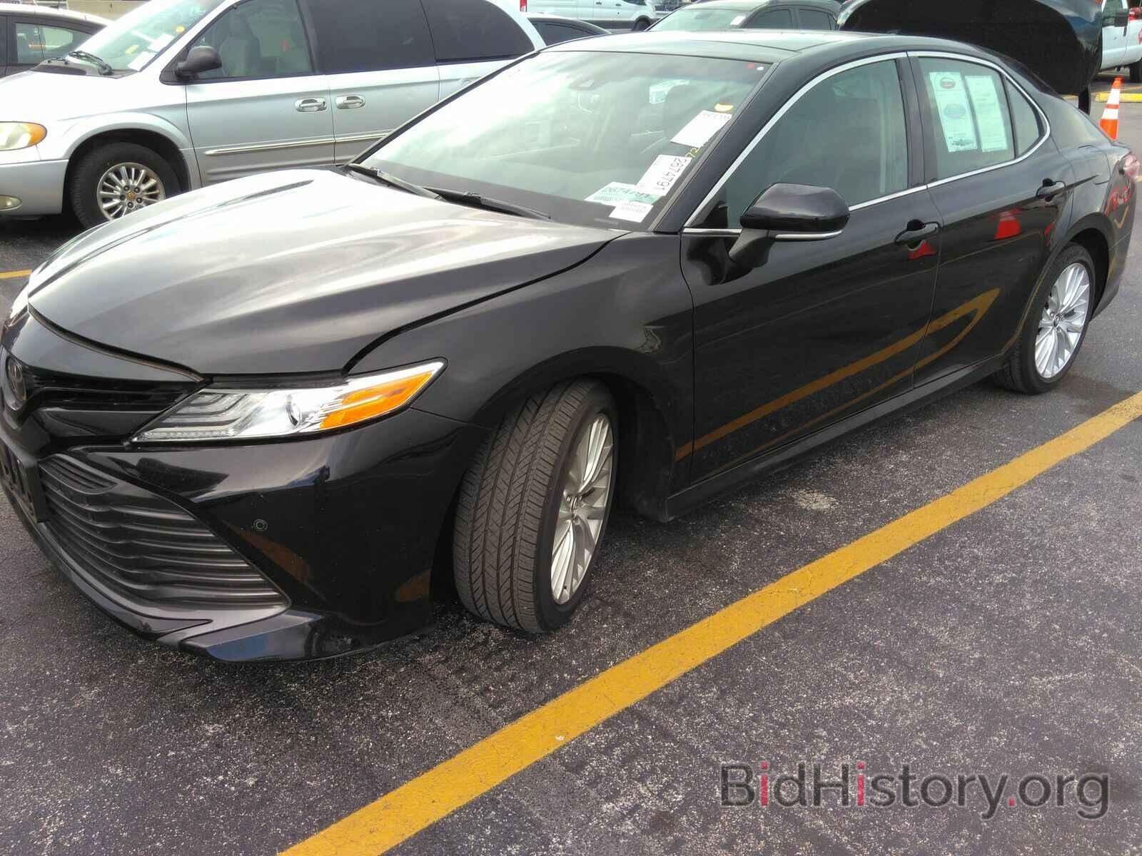 Photo 4T1BZ1HK0JU003724 - Toyota Camry 2018