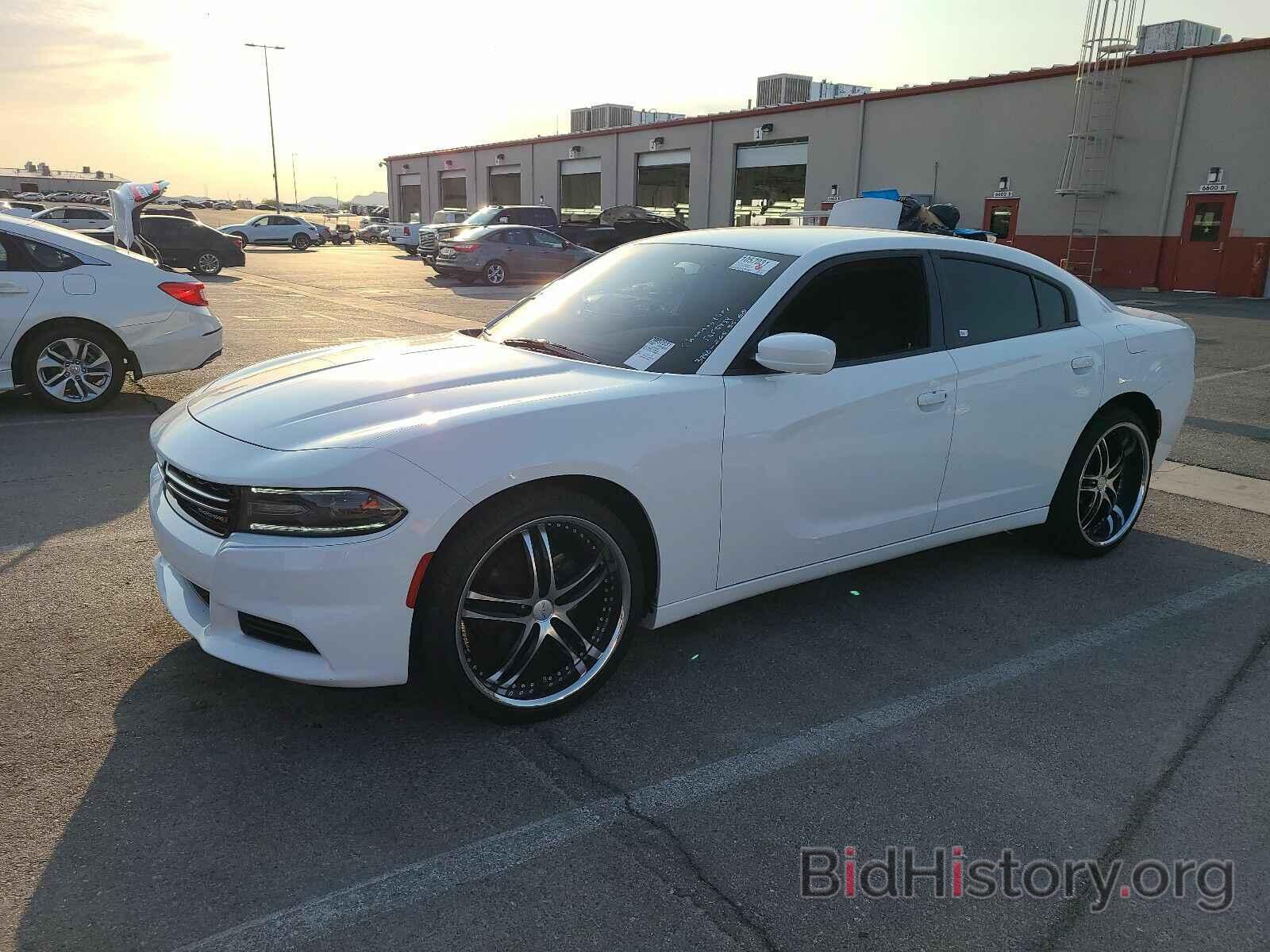 Photo 2C3CDXBG4HH585374 - Dodge Charger 2017