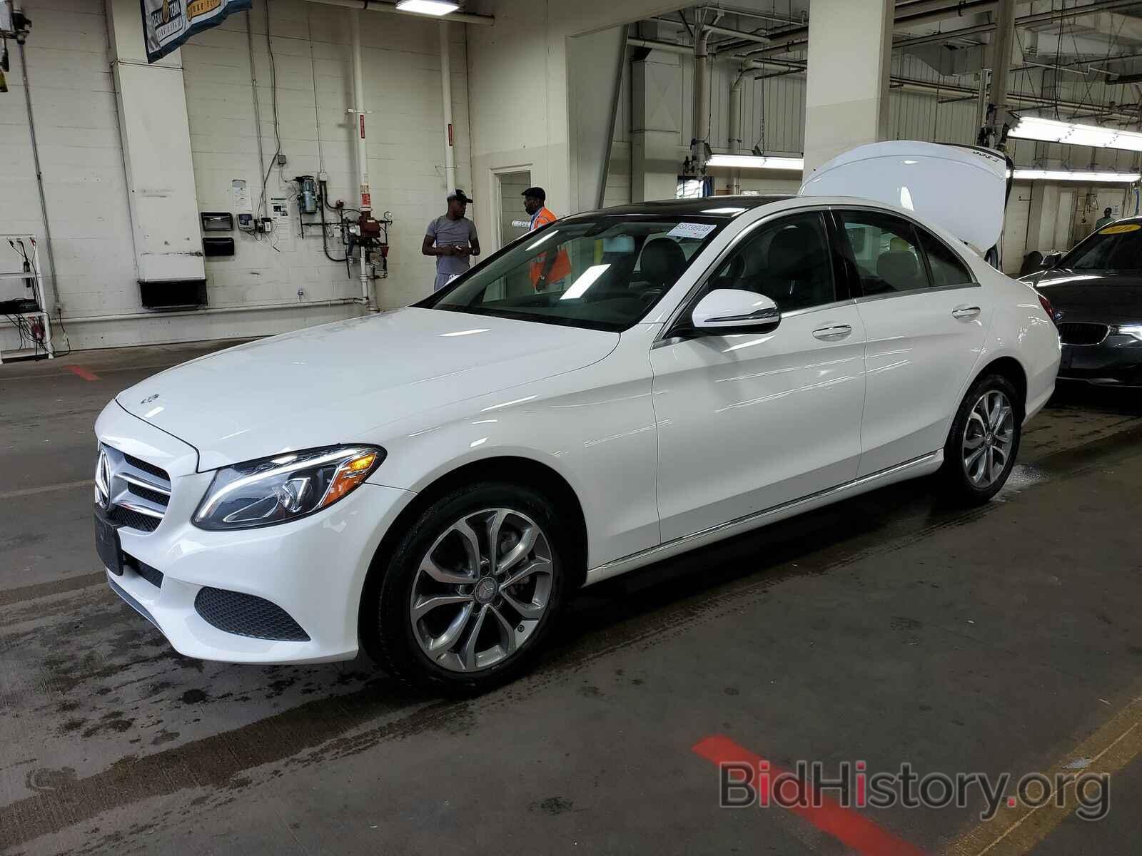 Photo 55SWF4KB4GU107819 - Mercedes-Benz C-Class 2016