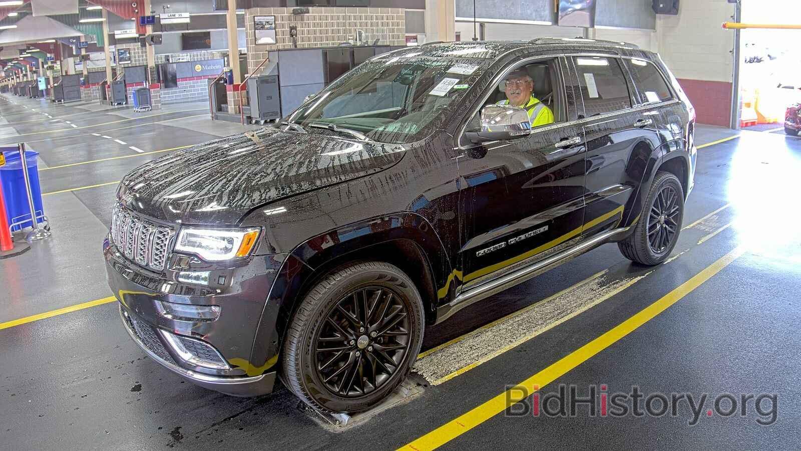 Photo 1C4RJFJT5JC163517 - Jeep Grand Cherokee 2018