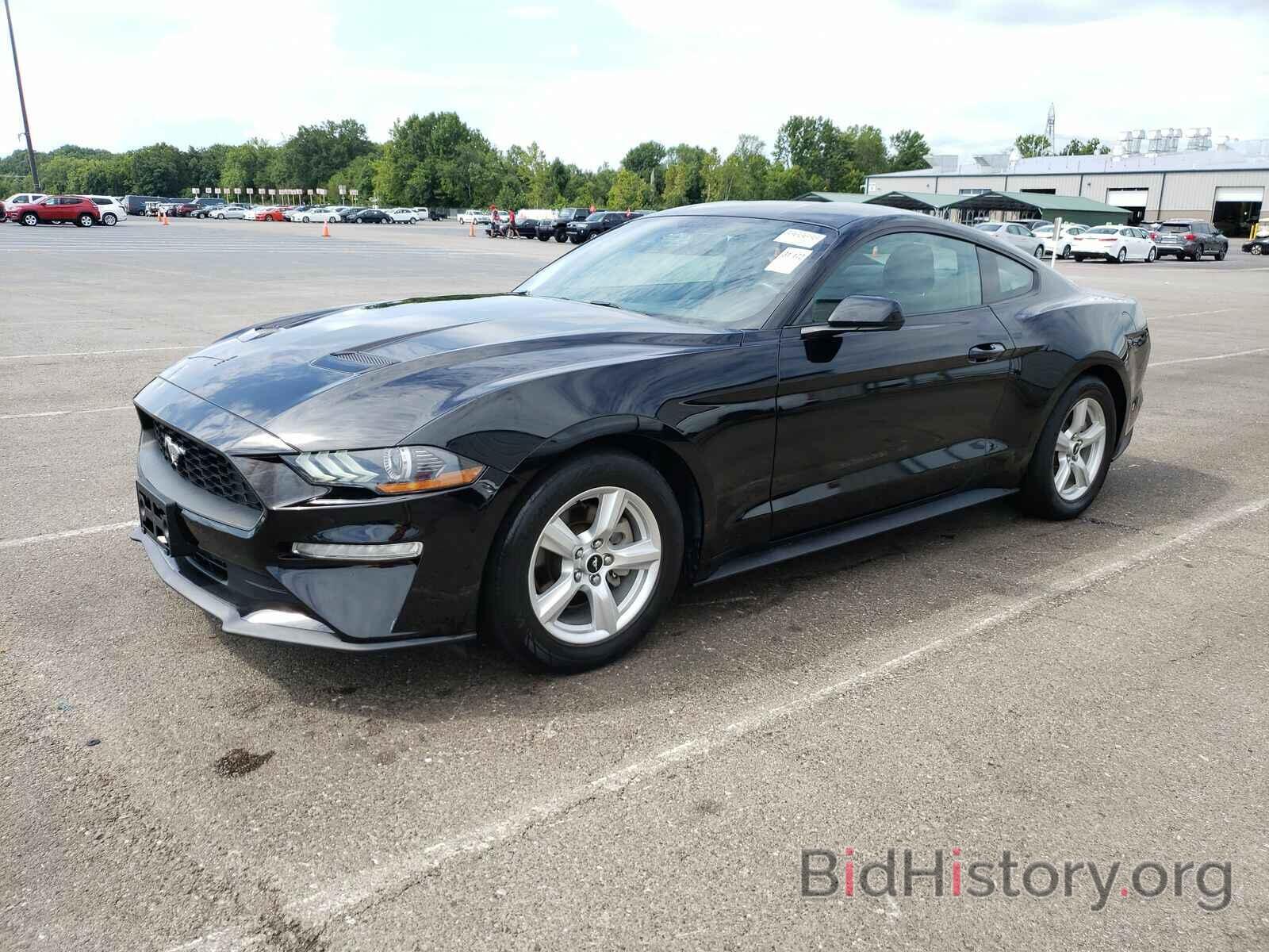 Photo 1FA6P8TH4J5104233 - Ford Mustang 2018