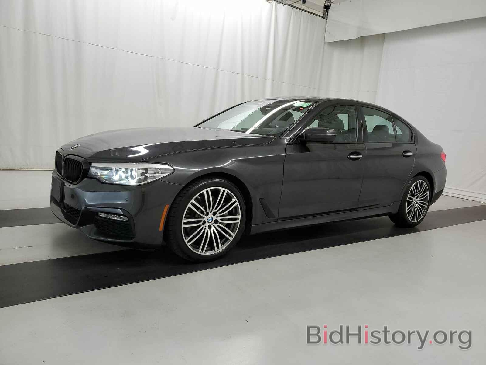 Photo WBAJE7C5XJWD49901 - BMW 5 Series 2018