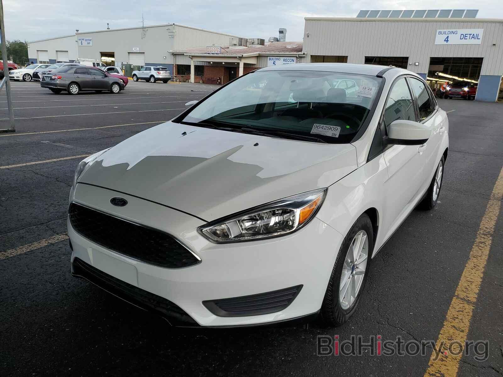 Photo 1FADP3F24JL256154 - Ford Focus SE 2018