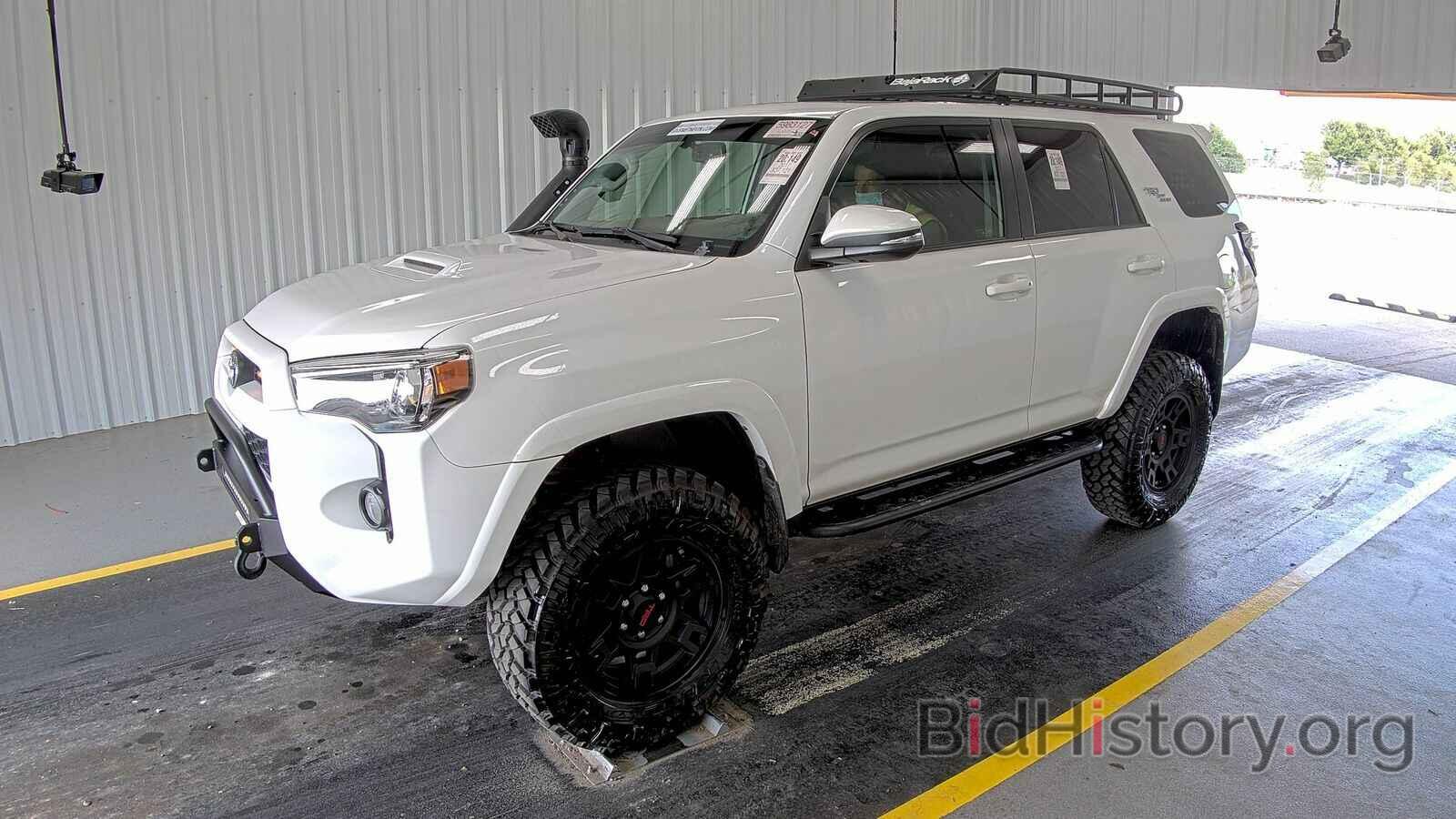 Фотография JTEBU5JR6H5462385 - Toyota 4Runner 2017