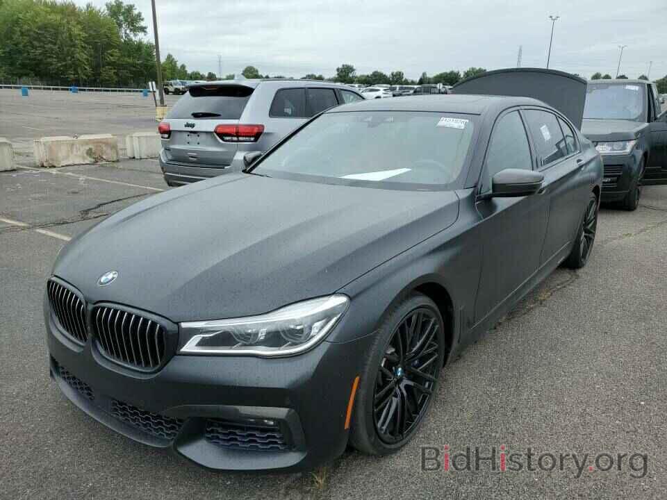 Photo WBA7F0C39HGM22254 - BMW 7 Series 2017