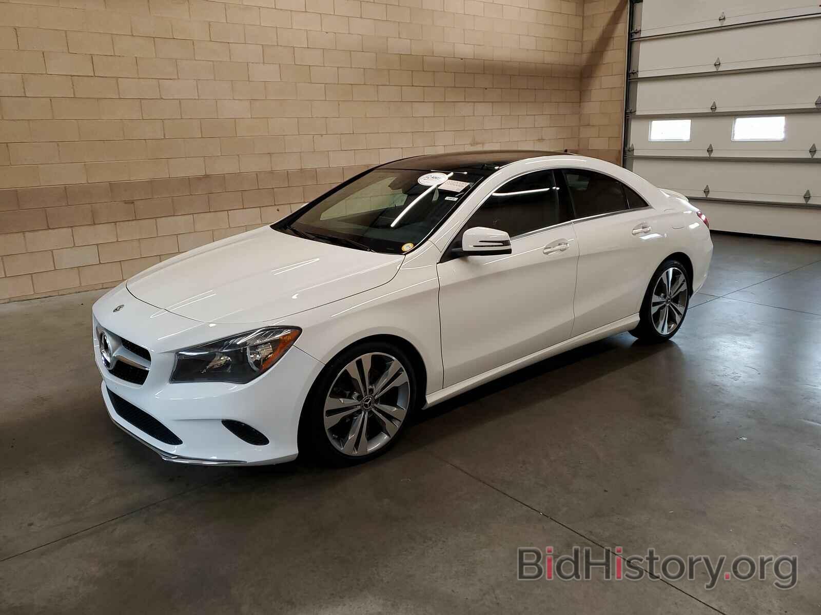 Photo WDDSJ4GB0JN696437 - Mercedes-Benz CLA 2018