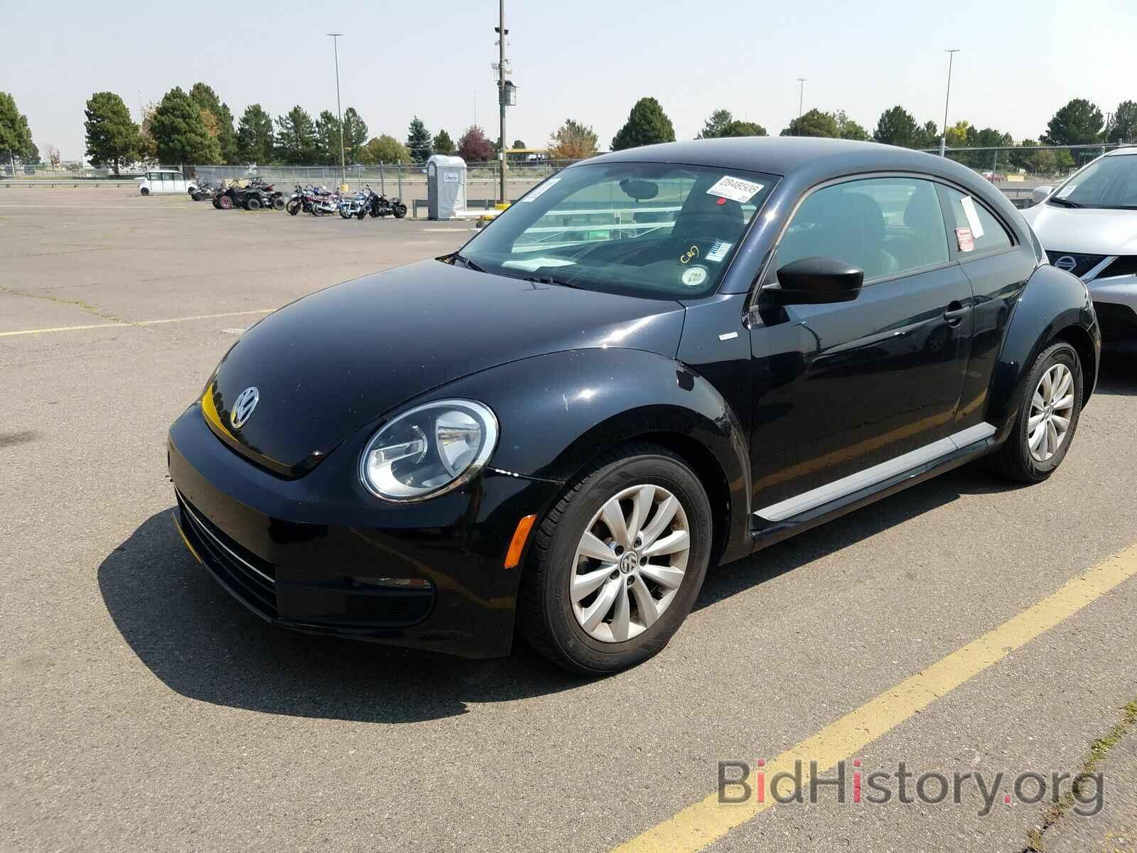 Photo 3VWF17AT2GM609314 - Volkswagen Beetle Coupe 2016