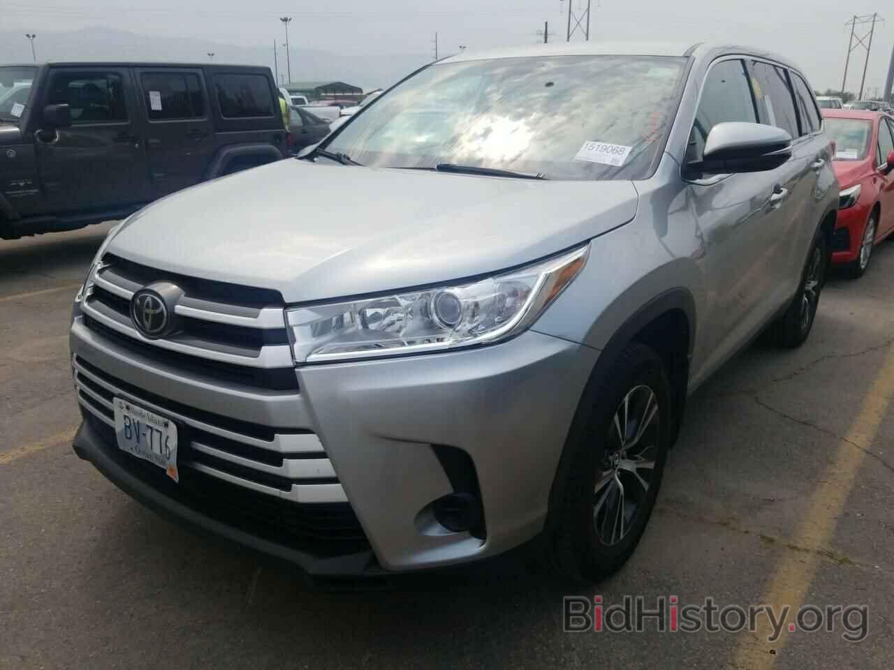 Фотография 5TDBZRFH7KS963137 - Toyota Highlander 2019