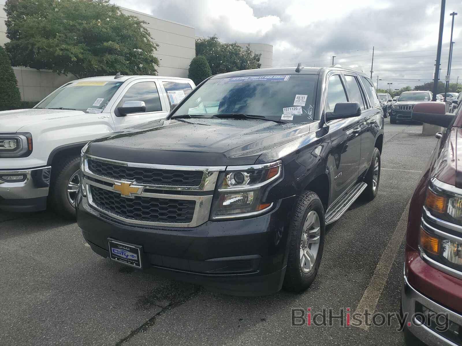 Photo 1GNSKBKC8KR408662 - Chevrolet Tahoe 2019