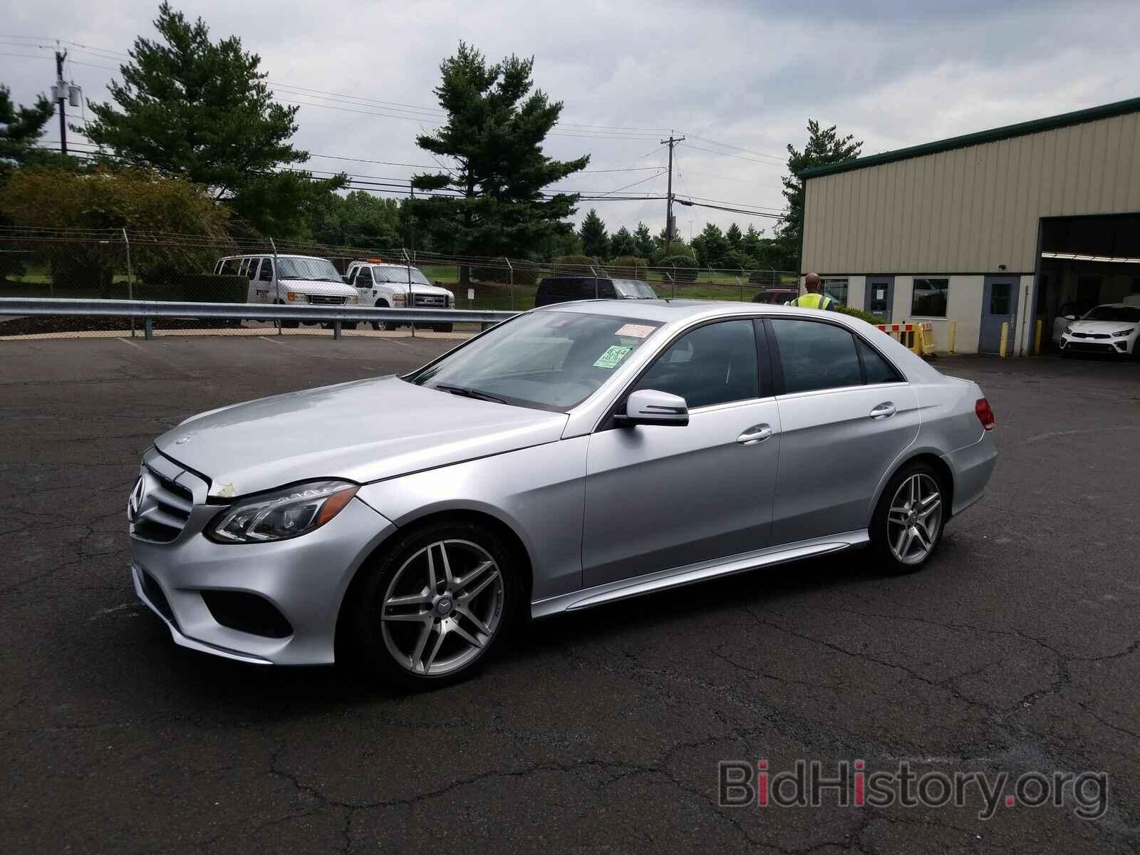 Photo WDDHF8JB2GB188718 - Mercedes-Benz E-Class 2016