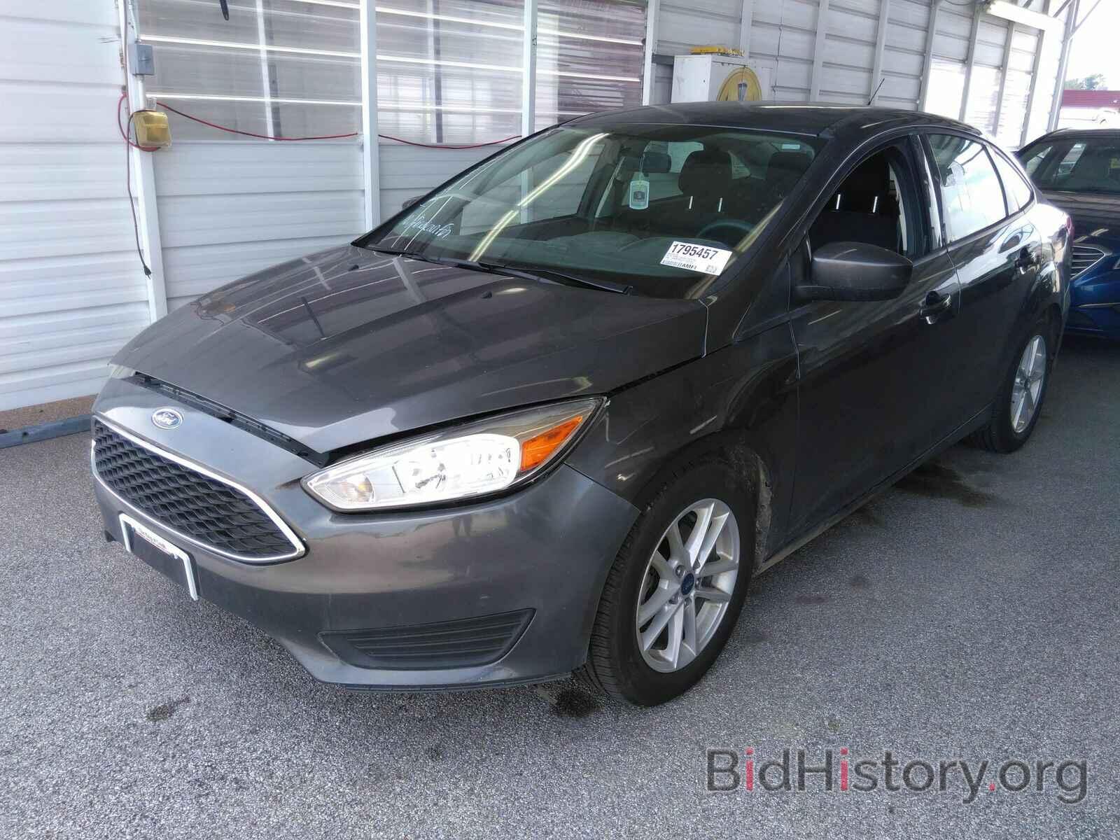 Photo 1FADP3F27JL315181 - Ford Focus SE 2018