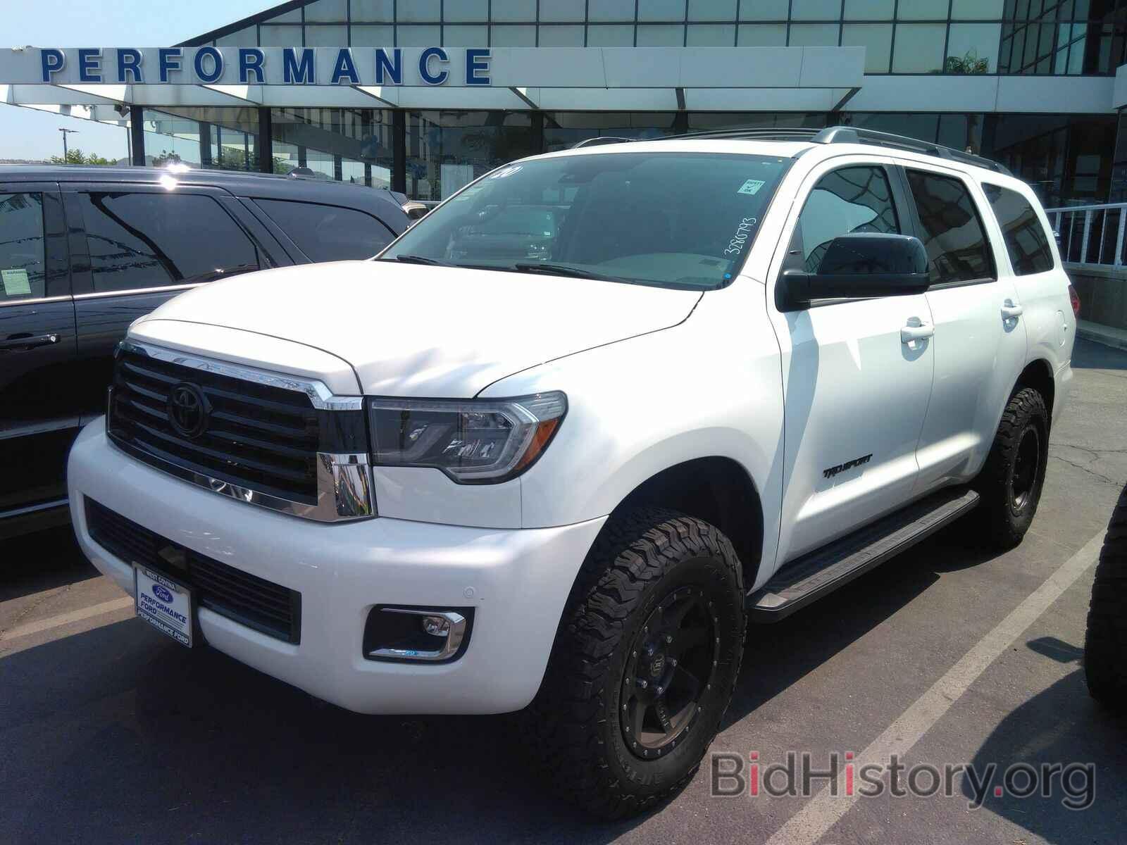 Photo 5TDBY5G16LS180650 - Toyota Sequoia 2020