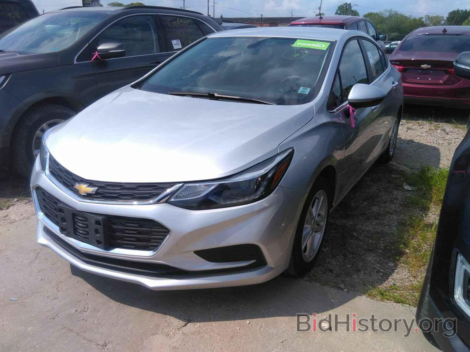 Фотография 1G1BE5SM8J7221192 - Chevrolet Cruze 2018