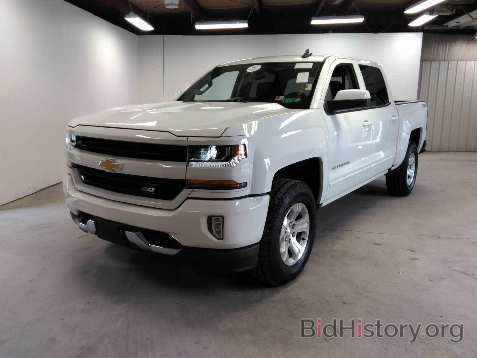 Photo 3GCUKREC6JG296125 - Chevrolet Silverado 1500 2018