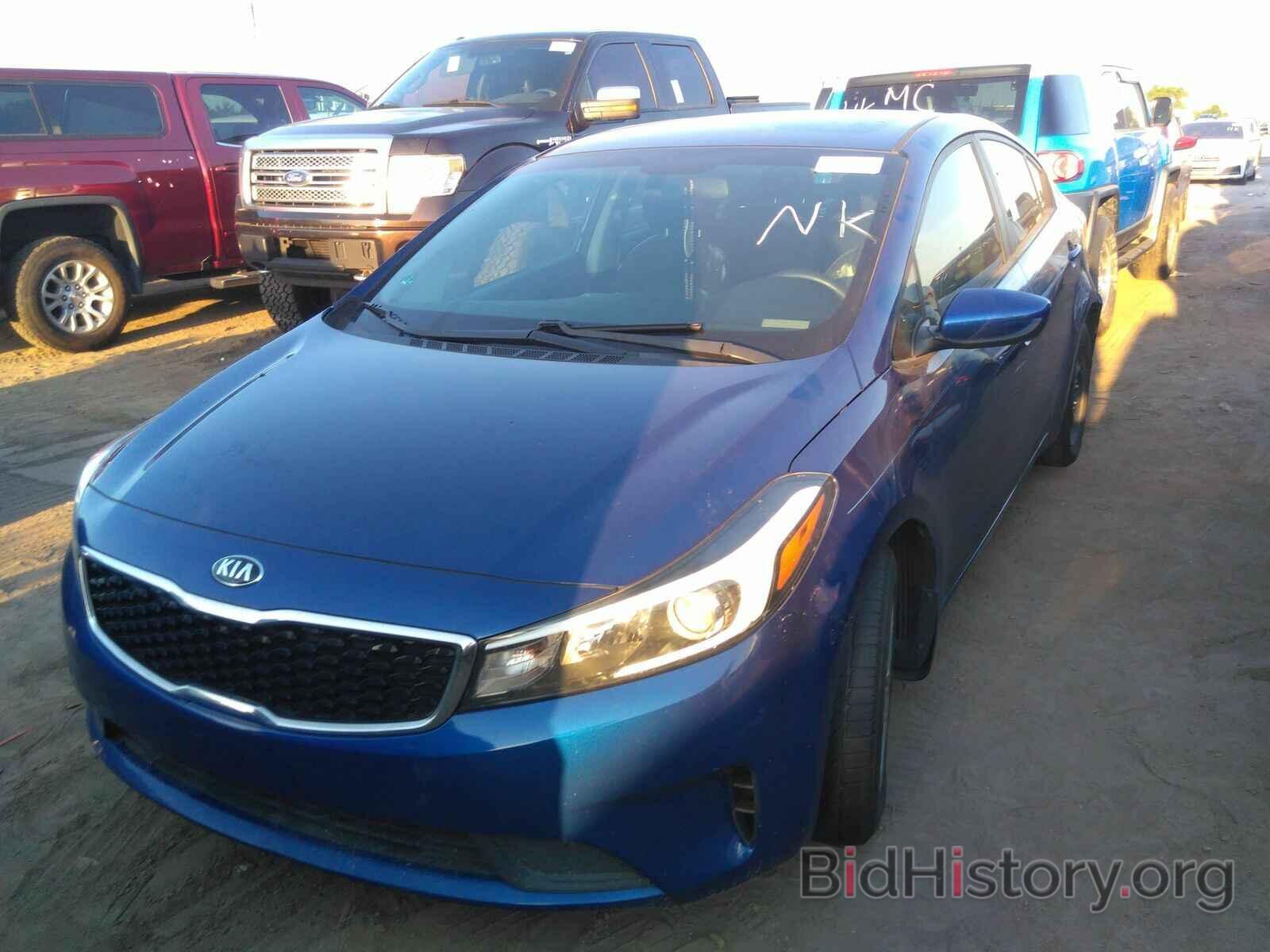 Photo 3KPFK4A70HE143945 - Kia Forte LX 2017