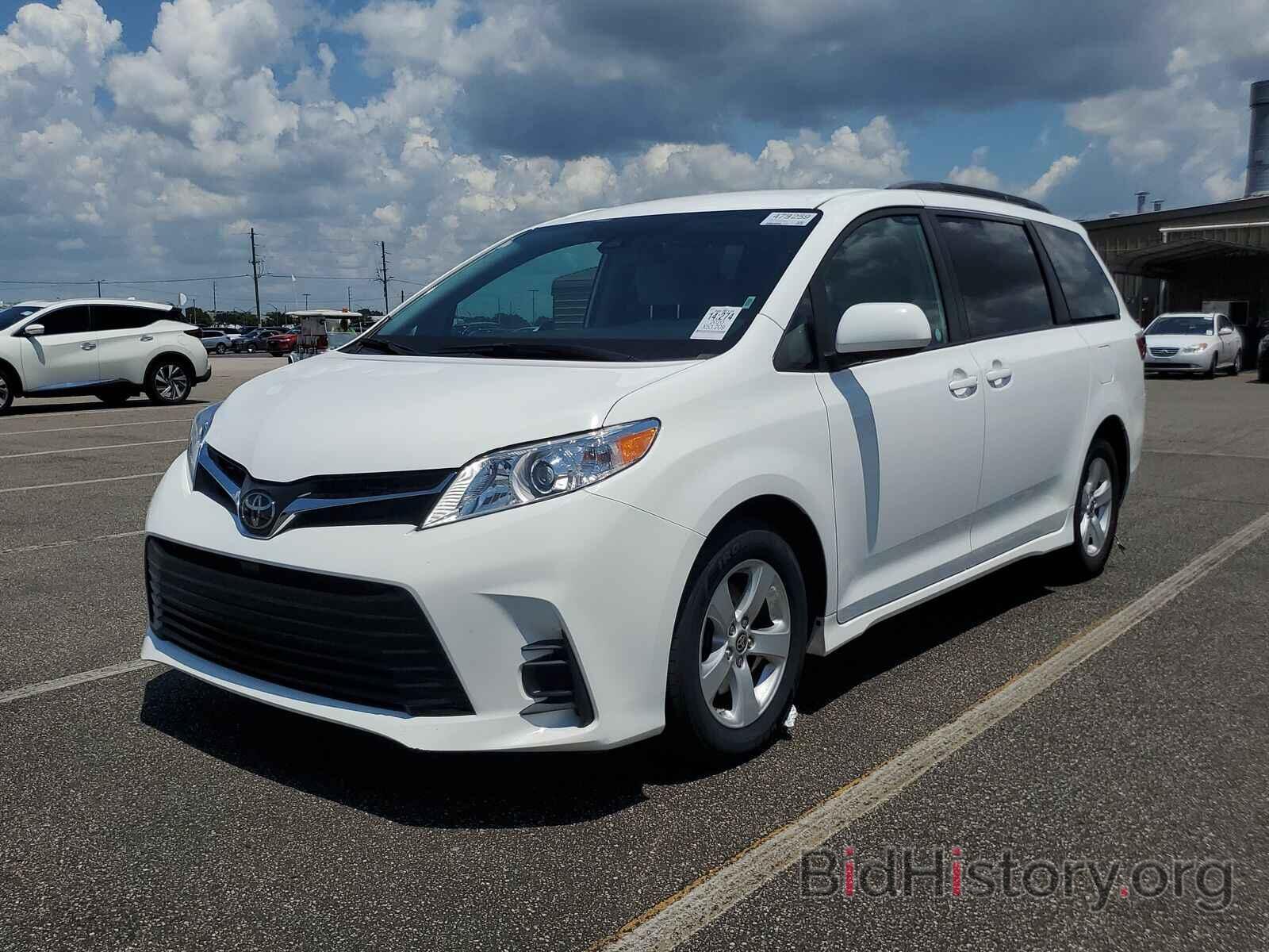 Photo 5TDKZ3DC6LS064727 - Toyota Sienna LE 2020