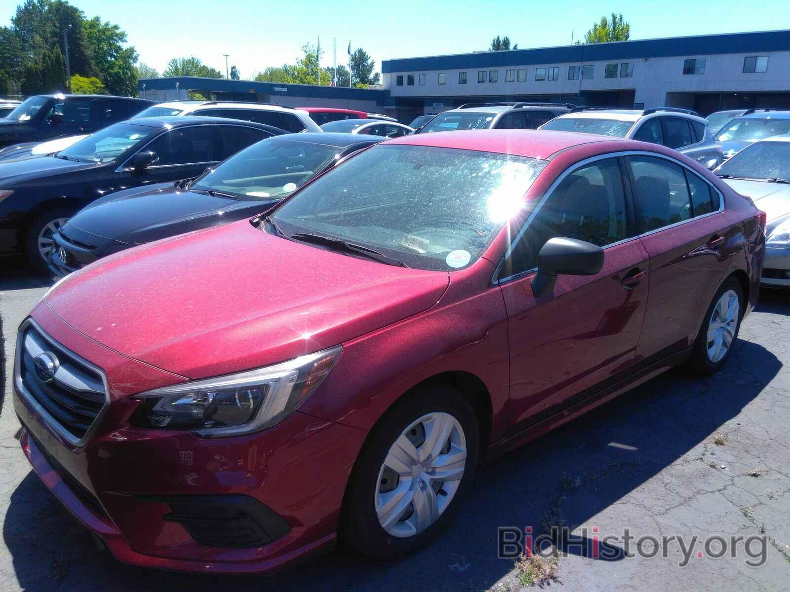 Photo 4S3BNAA61J3008790 - Subaru Legacy 2018