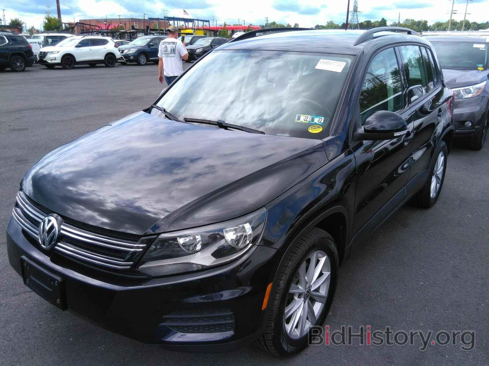 Photo WVGBV7AX1HK051114 - Volkswagen Tiguan Limited 2017