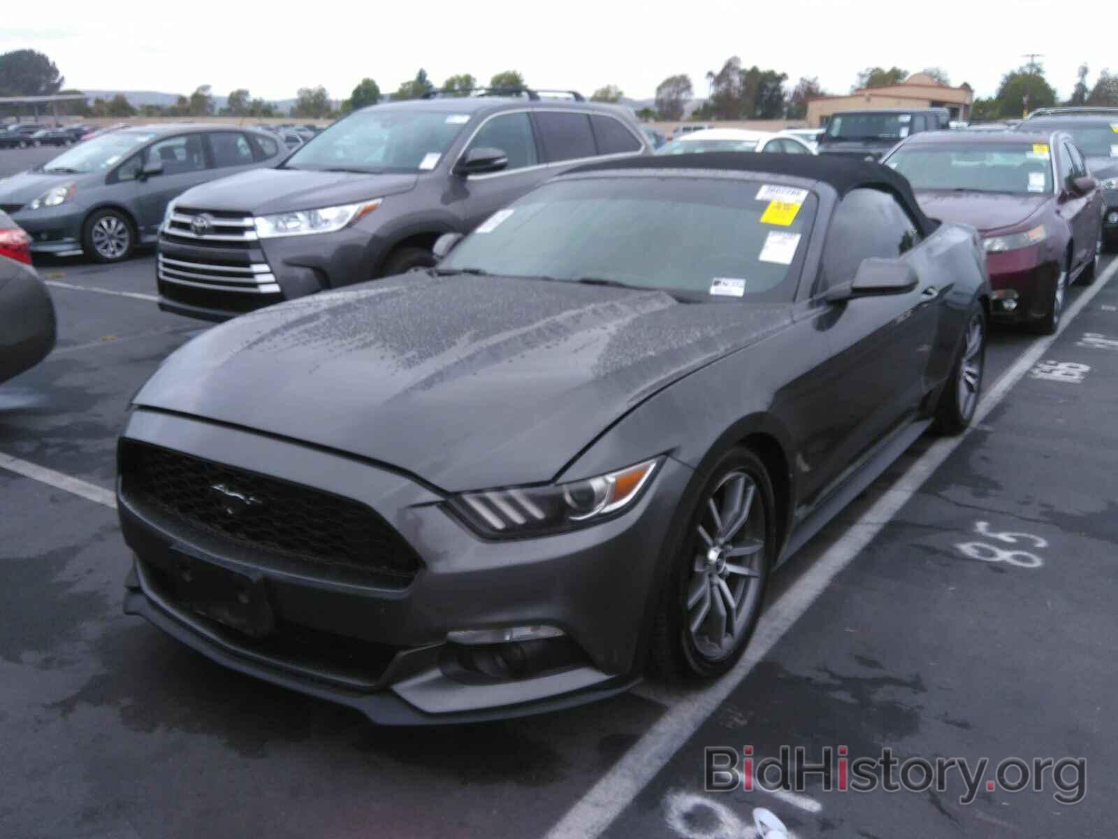 Photo 1FATP8UH0G5299547 - Ford Mustang 2016