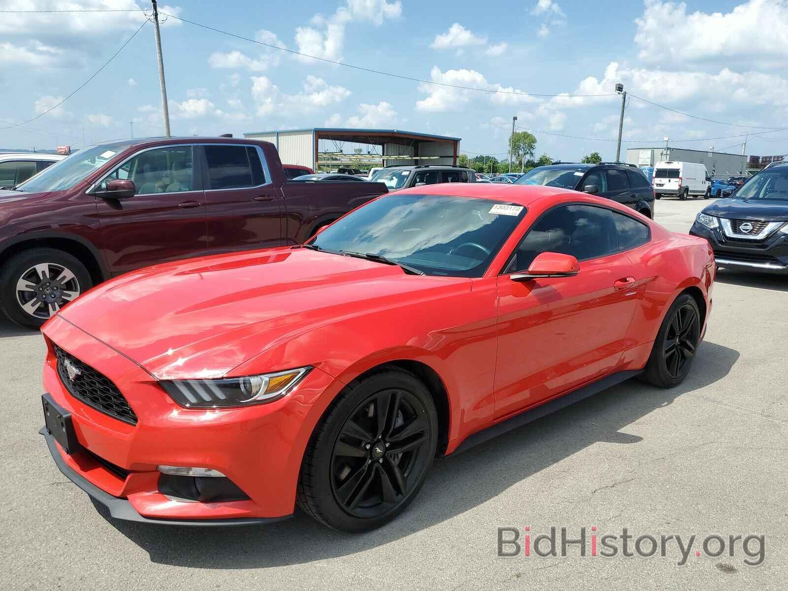 Photo 1FA6P8TH7G5330565 - Ford Mustang 2016