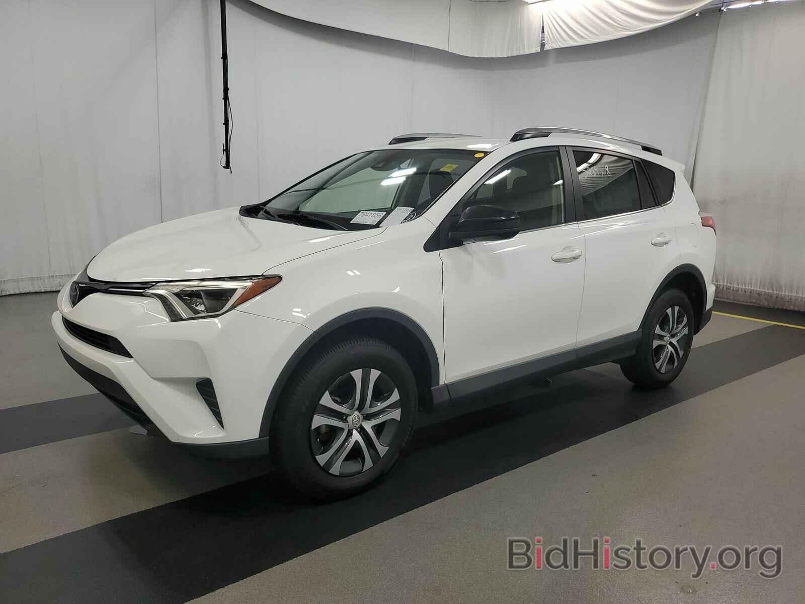 Photo JTMZFREV5JJ736412 - Toyota RAV4 2018