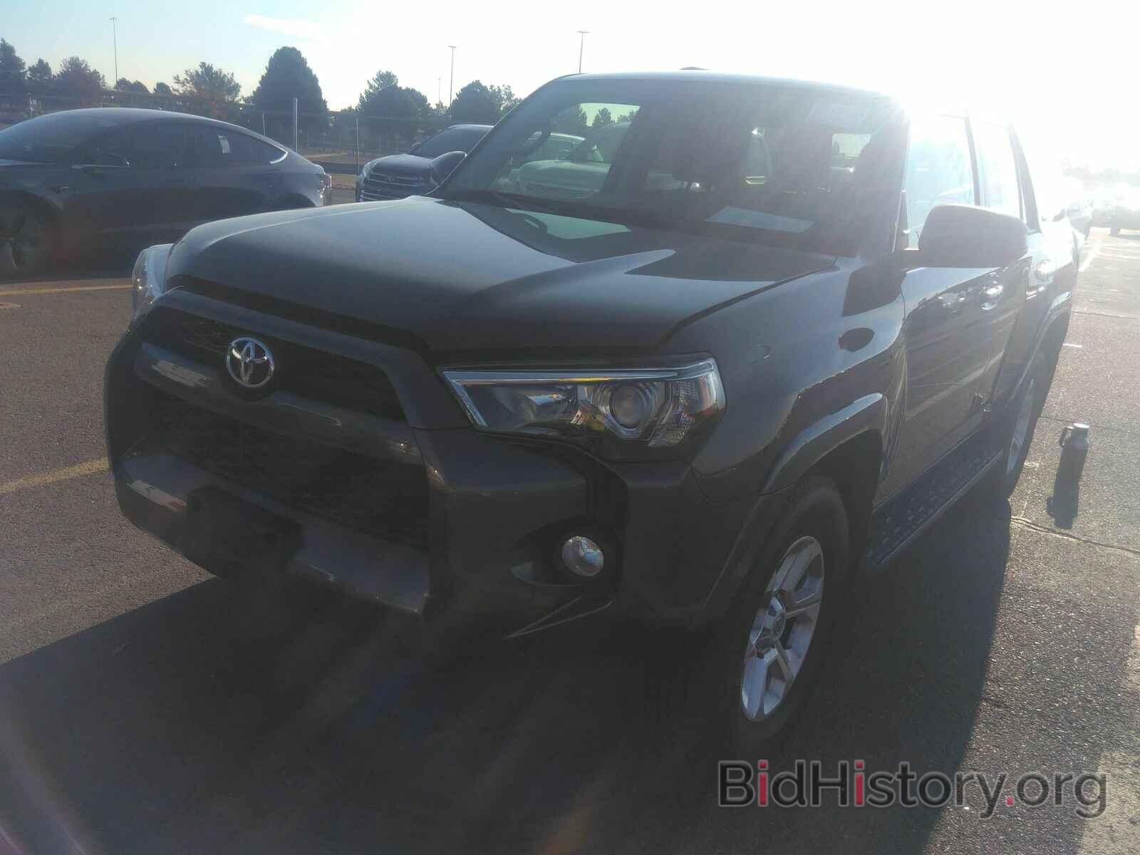 Photo JTEBU5JR9K5682255 - Toyota 4Runner SR5 2019