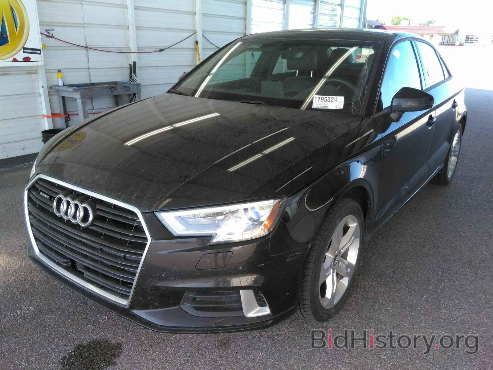 Photo WAUB8GFF5J1068602 - Audi A3 Sedan 2018