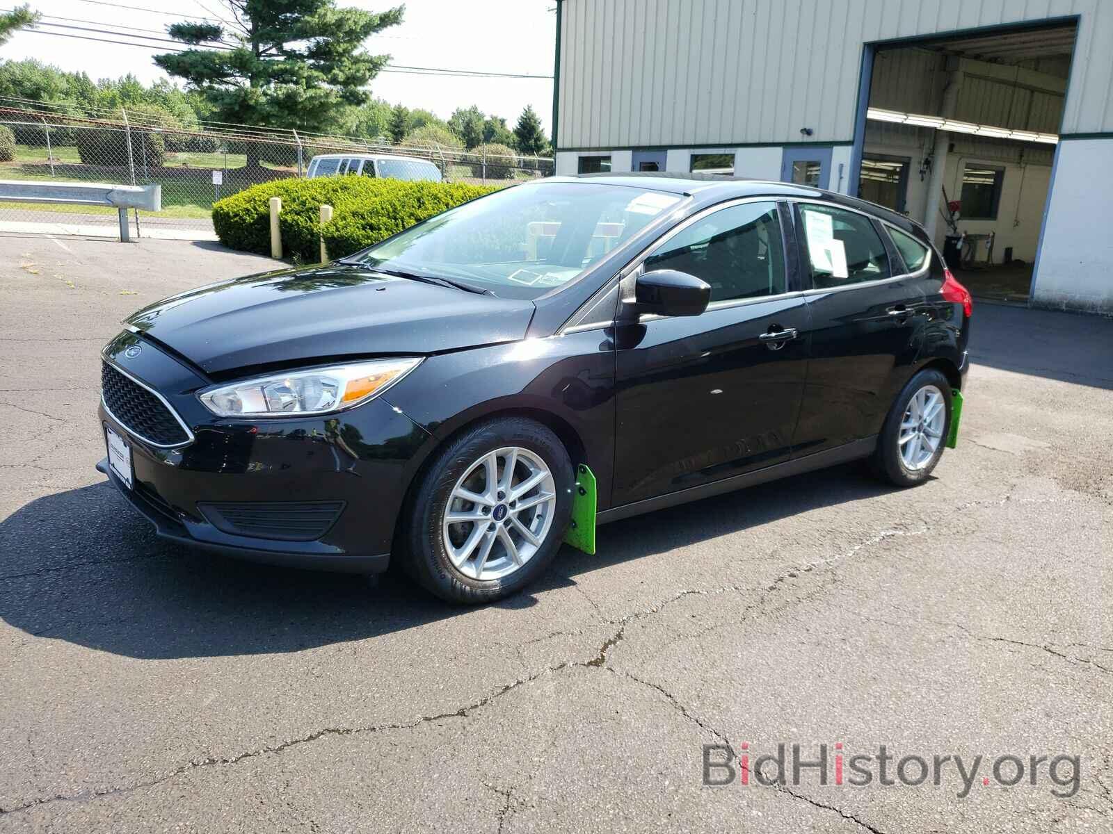 Photo 1FADP3K2XJL290783 - Ford Focus SE 2018