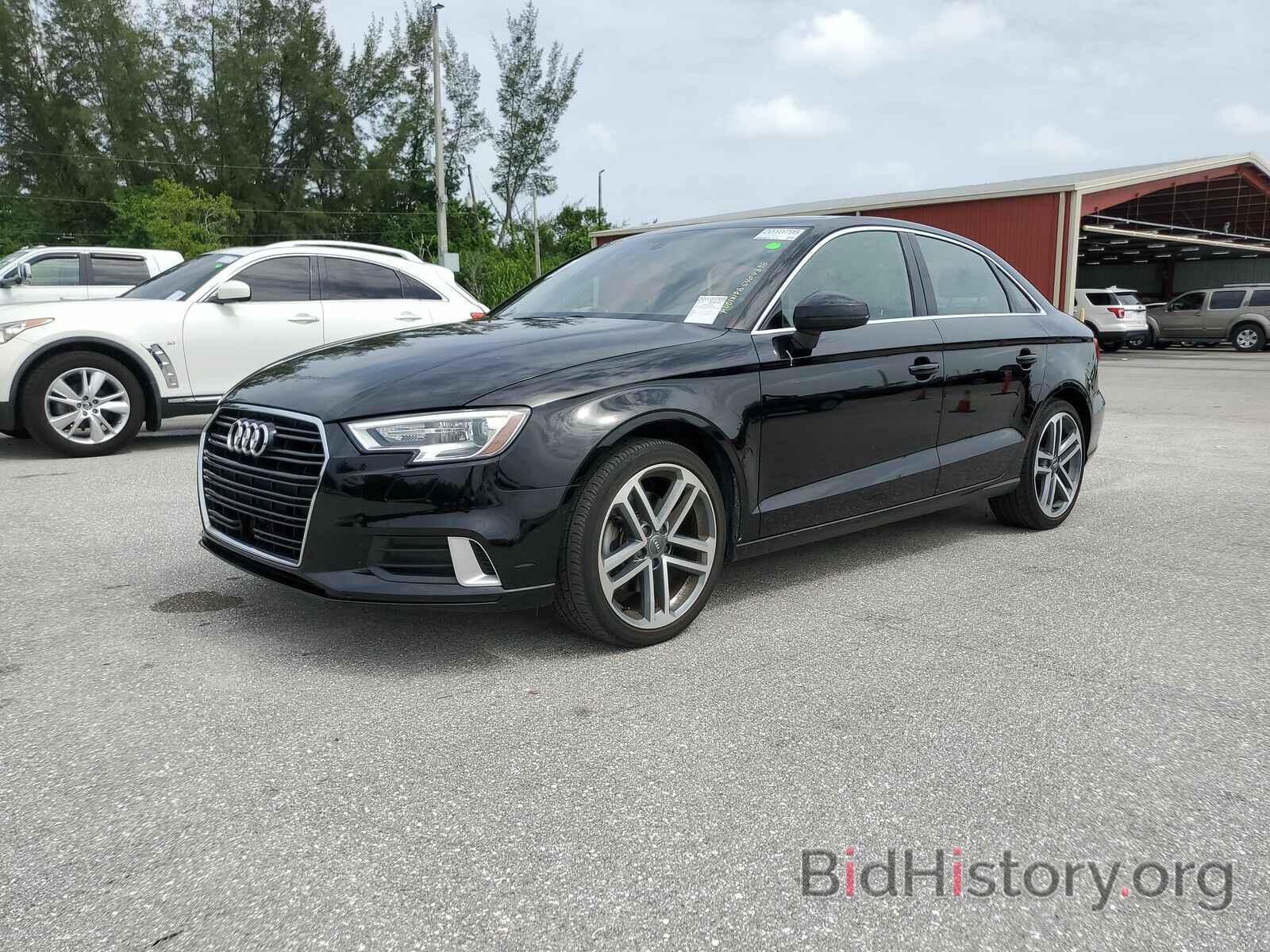 Photo WAUAUGFF0K1011040 - Audi A3 Sedan 2019