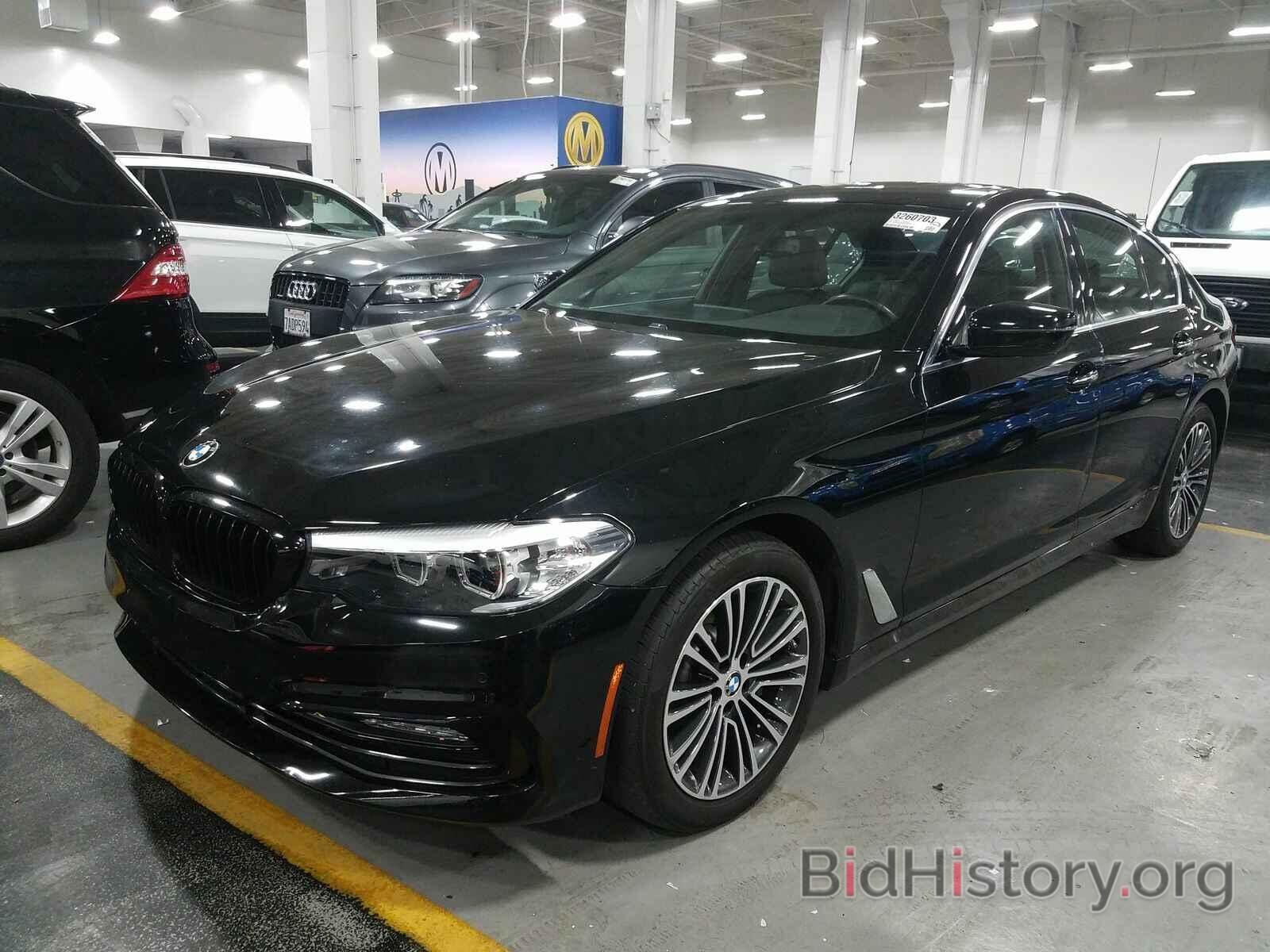 Photo WBAJE5C54JWA96370 - BMW 5 Series 2018