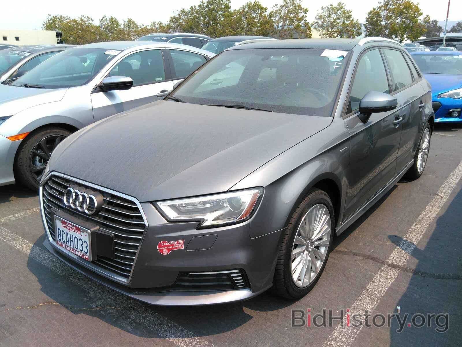 Photo WAUUPBFF9JA067418 - Audi A3 Sportback e-tron 2018