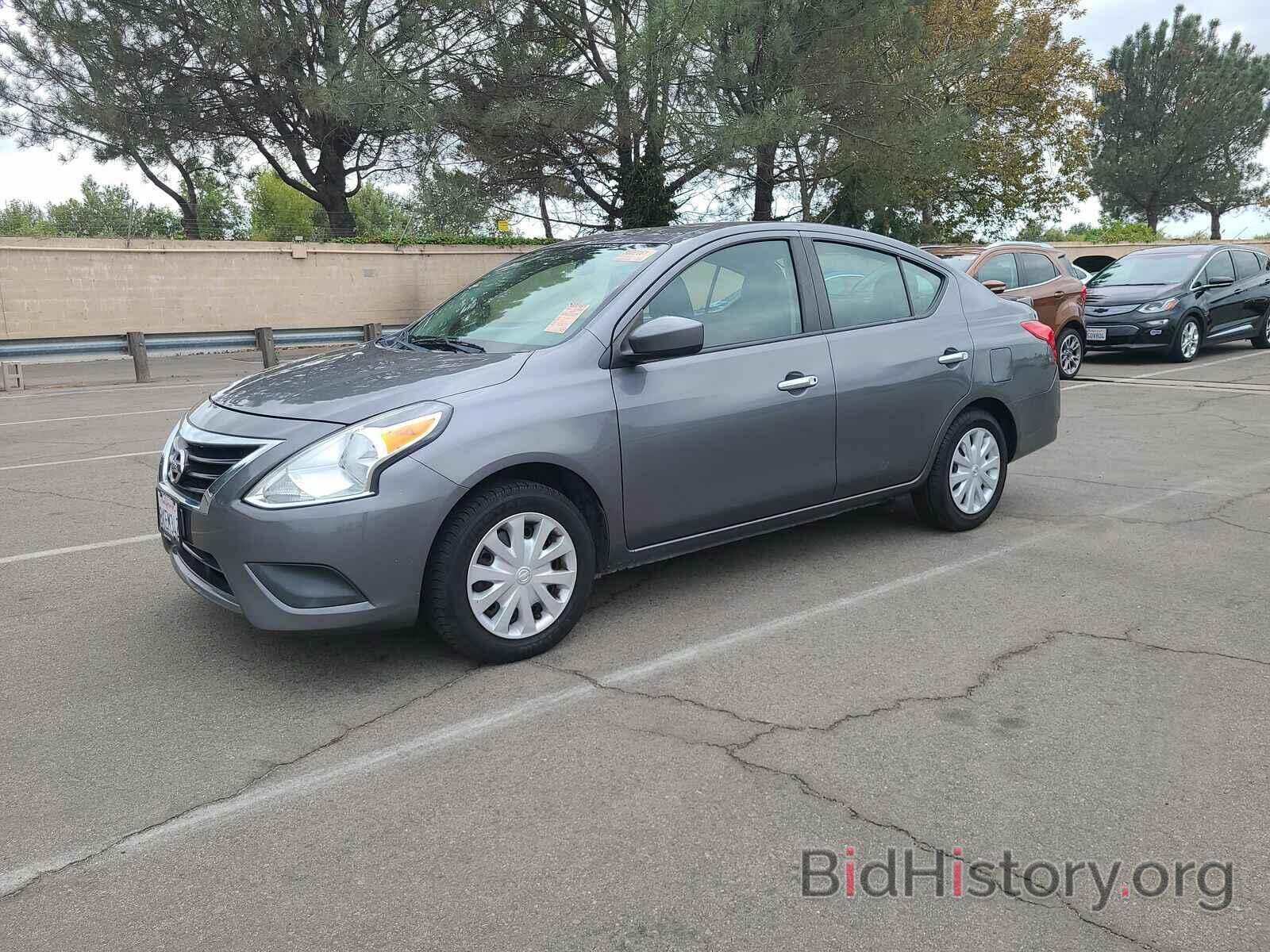 Photo 3N1CN7AP1HL842009 - Nissan Versa Sedan 2017