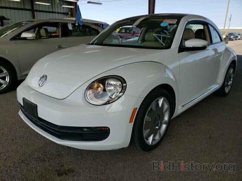 Photo 3VWJ17AT5GM621418 - Volkswagen Beetle Coupe 2016