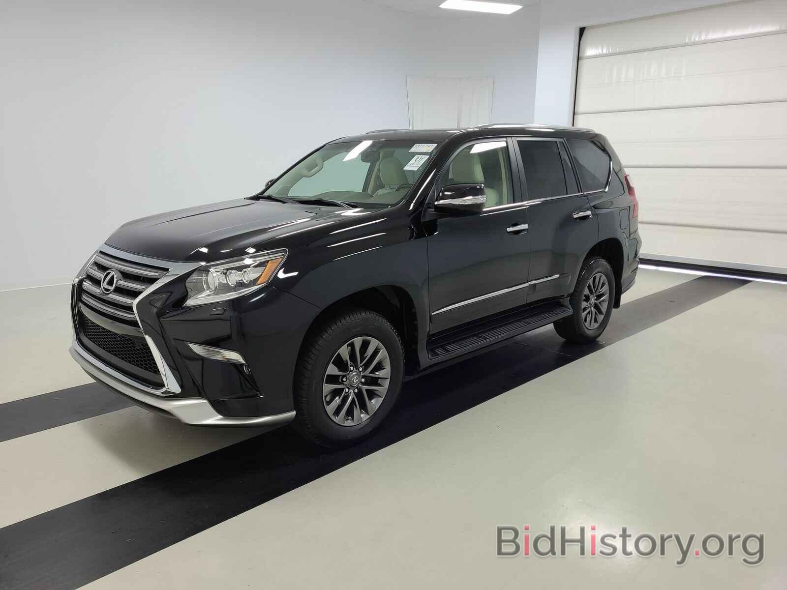 Photo JTJBM7FX2J5208943 - Lexus GX GX 2018