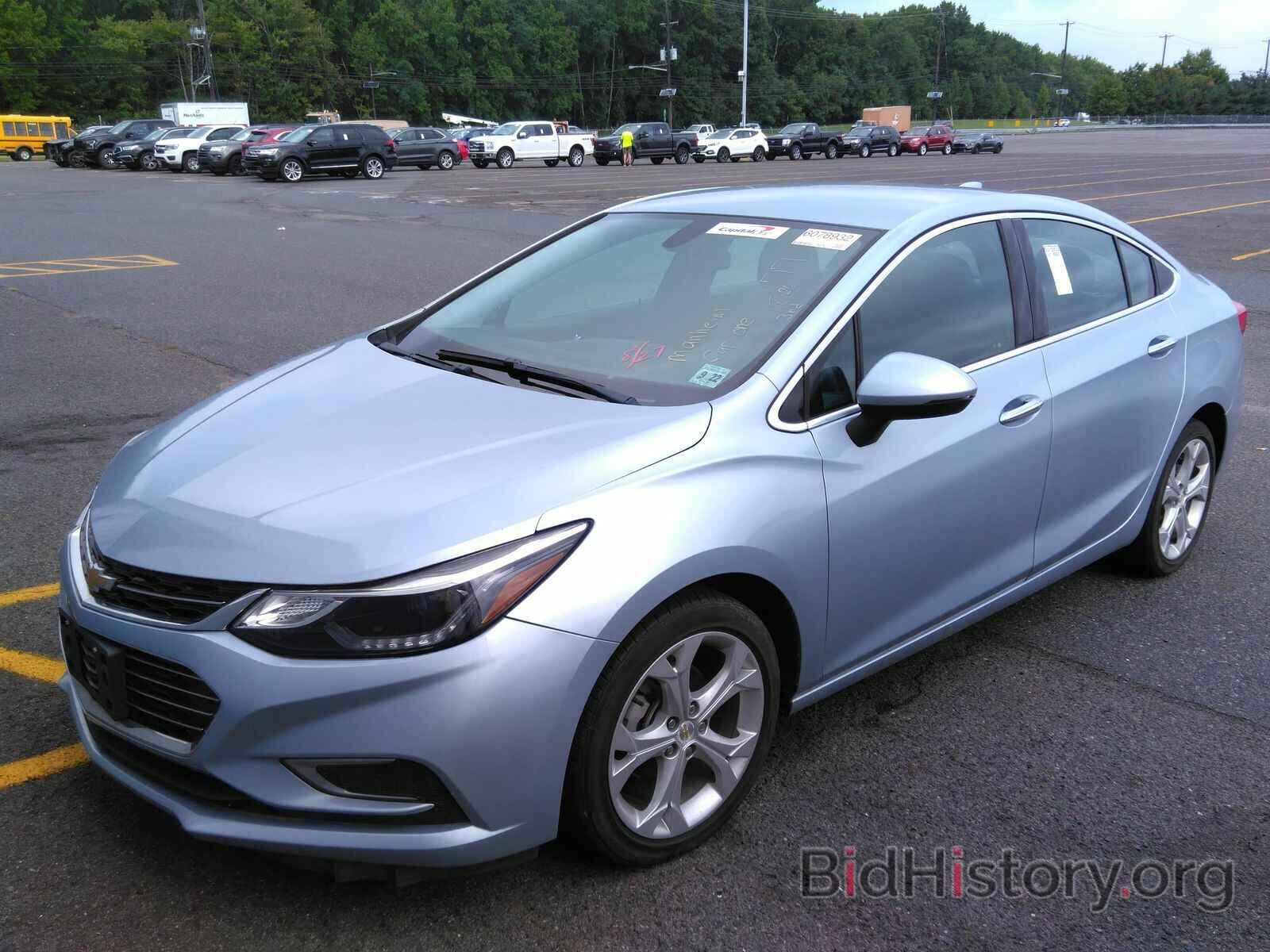 Photo 1G1BF5SM0H7147127 - Chevrolet Cruze 2017